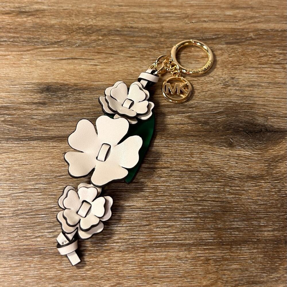 NWOT Michael Kors Stacked Flower Women Bag Charm Keyfob Light Cream